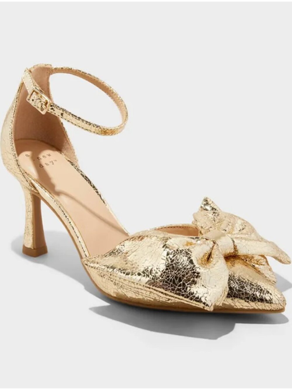 Grace bow pumps